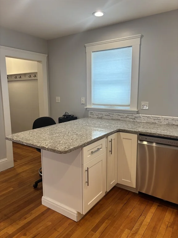 2 bed, 1 bath apartment for rent at 164 Washington St Unit 1, Gardner — photo 4 of 29