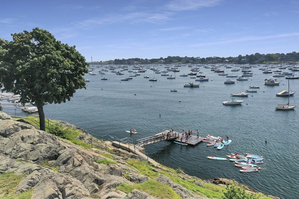 1 bed, 1 bath apartment for rent at 164 Washington St Unit A, Marblehead — photo 21 of 24