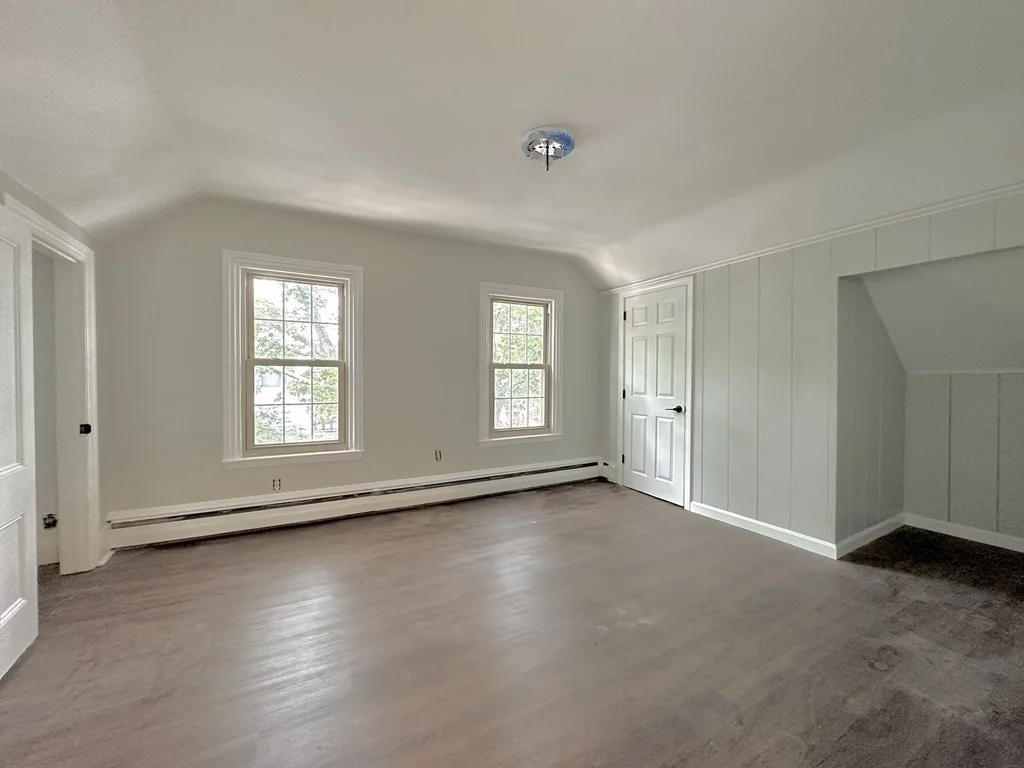5 bed, 2 bath apartment for rent at 164 West 9th St Unit 1, South Boston — photo 5 of 15