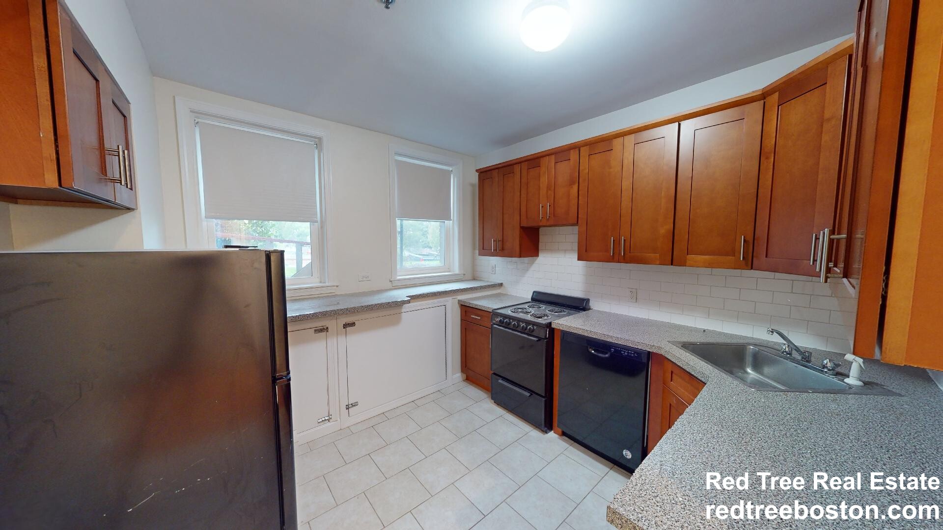 2 bed, 1 bath apartment for rent at 1640 Commonwealth Ave, Brighton