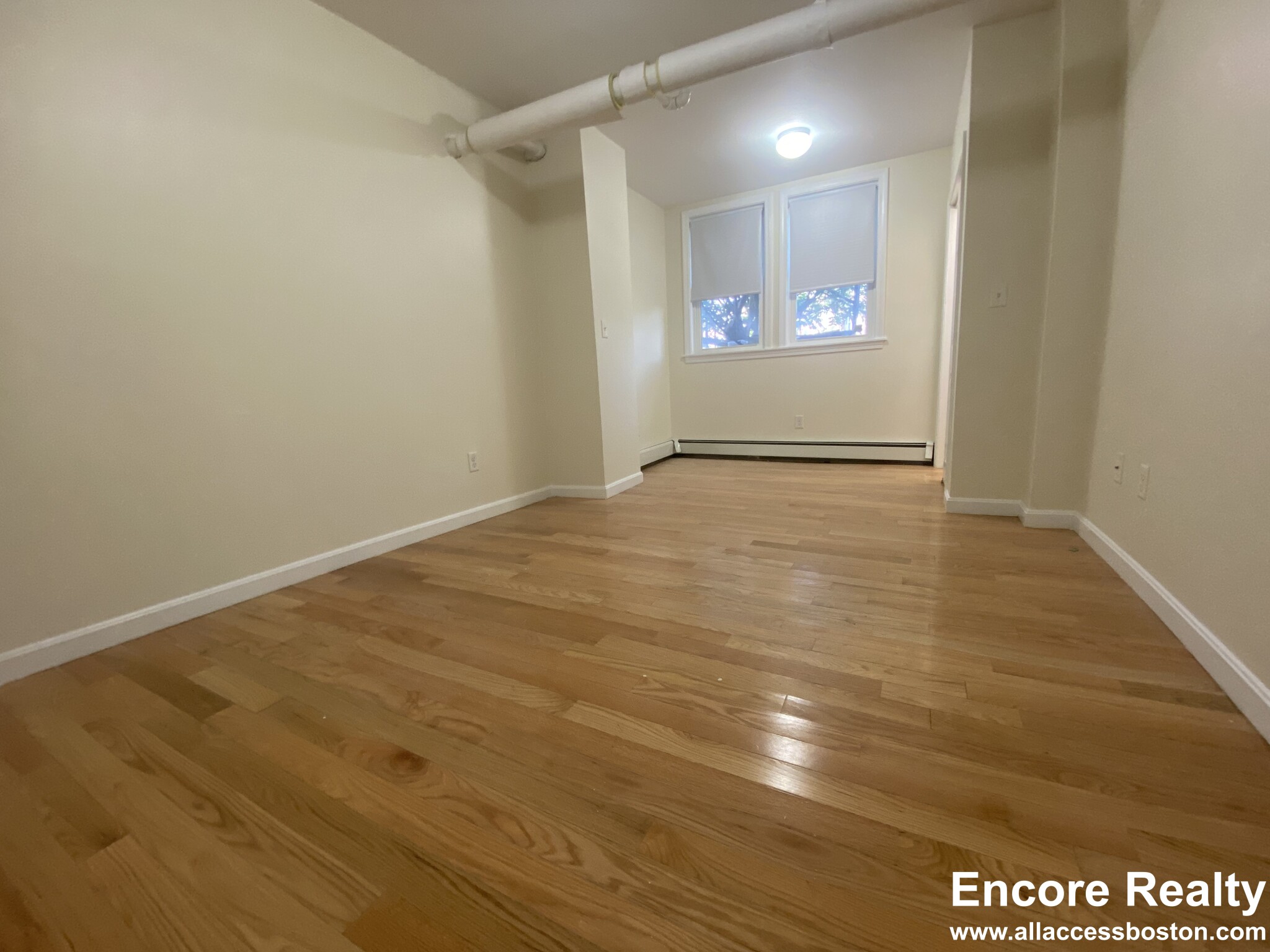 2 bed, 1 bath apartment for rent at 1640 Commonwealth Ave Unit 00, Brighton — photo 6 of 25