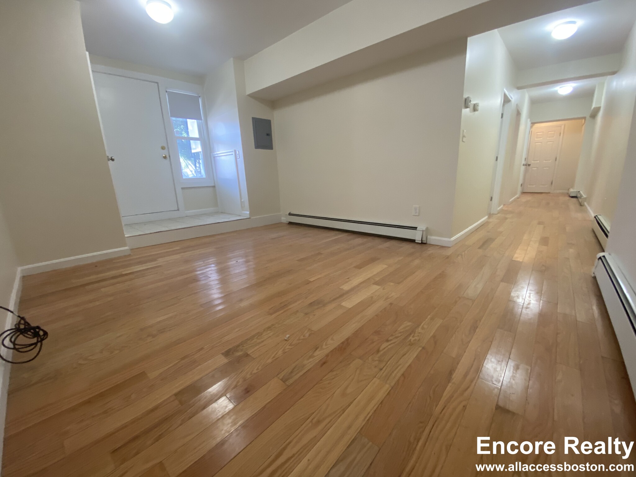 2 bed, 1 bath apartment for rent at 1640 Commonwealth Ave Unit 00, Brighton — photo 4 of 25