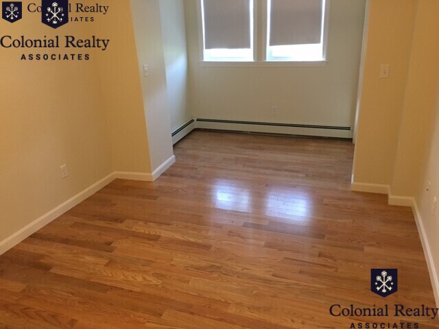 2 bed, 1 bath apartment for rent at 1641 Commonwealth Ave Unit 1, Brighton — photo 3 of 18