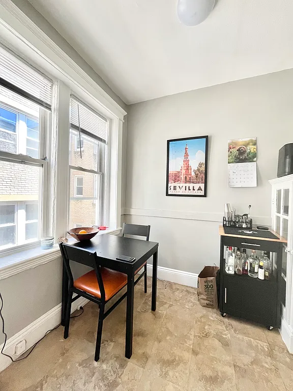 Studio bed, 1 bath apartment for rent at 1641 Commonwealth Ave Unit 11, Brighton — photo 5 of 7
