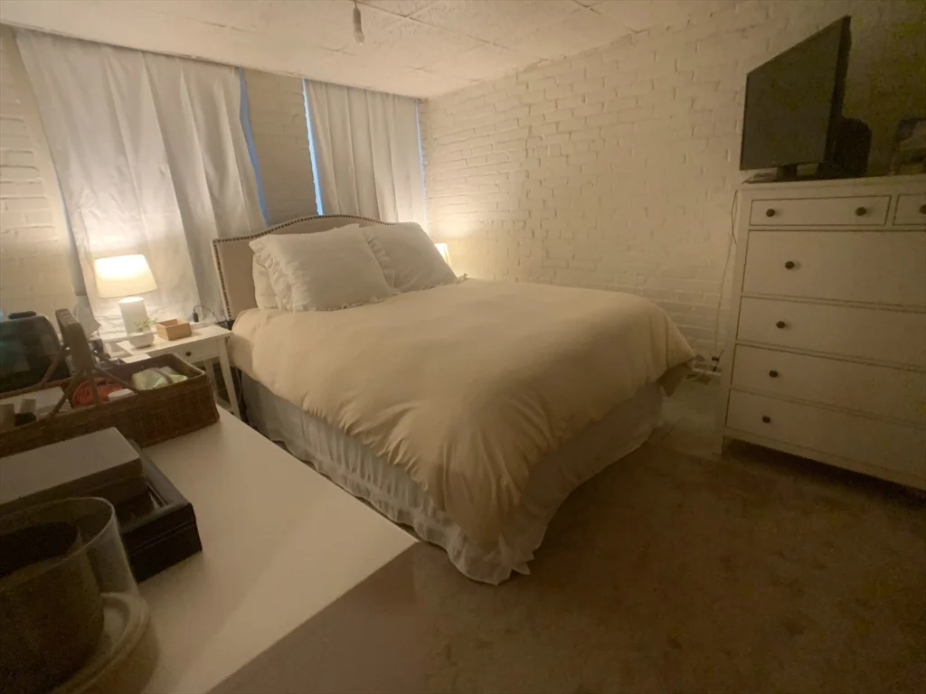 1 bed, 1 bath apartment for rent at 1641 Commonwealth Ave Unit 19, Brighton — photo 6 of 18