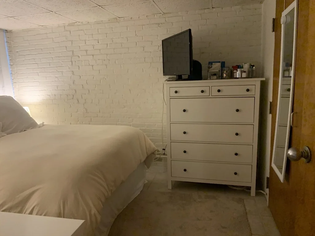 1 bed, 1 bath apartment for rent at 1641 Commonwealth Ave Unit 19, Brighton — photo 7 of 18