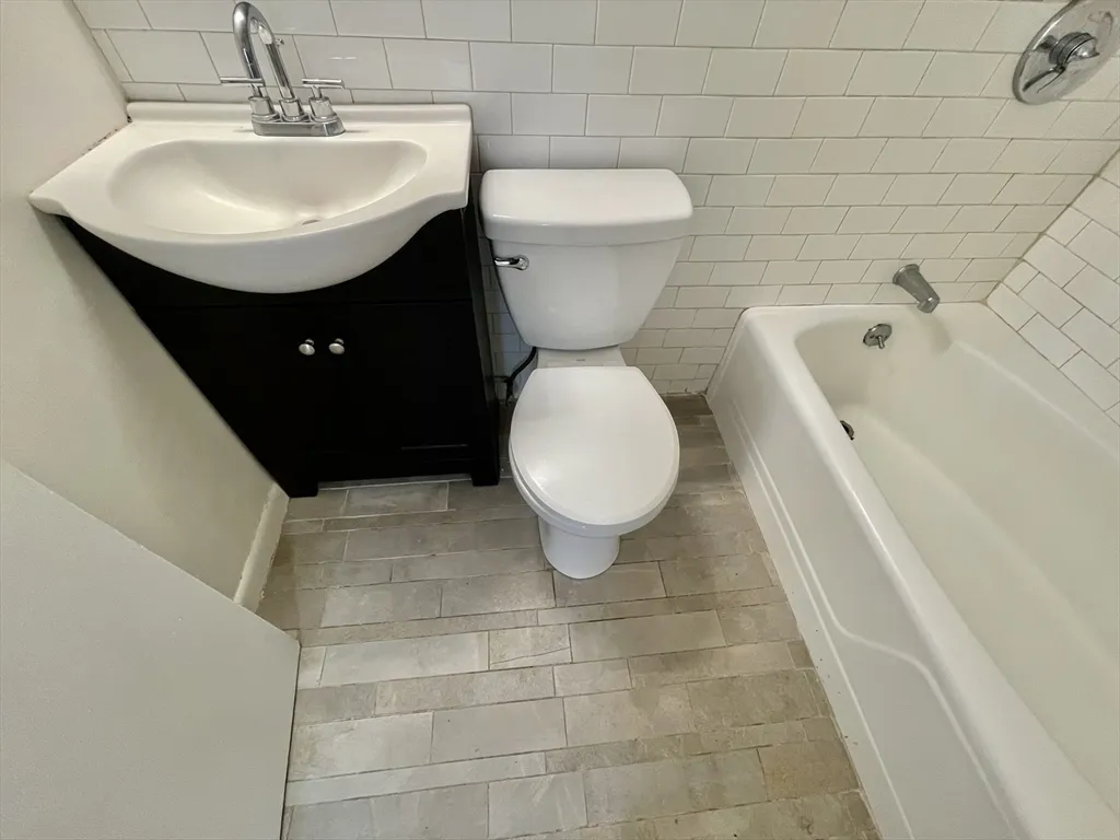 1 bed, 1 bath apartment for rent at 1643 Cambridge St Unit 21, Mid-Cambridge — photo 24 of 28