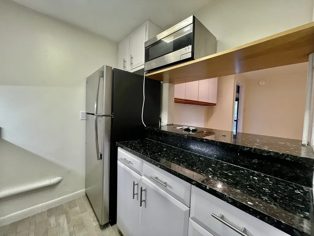 1 bed, 1 bath apartment for rent at 1643 Cambridge St Unit 21, Mid-Cambridge — photo 7 of 28
