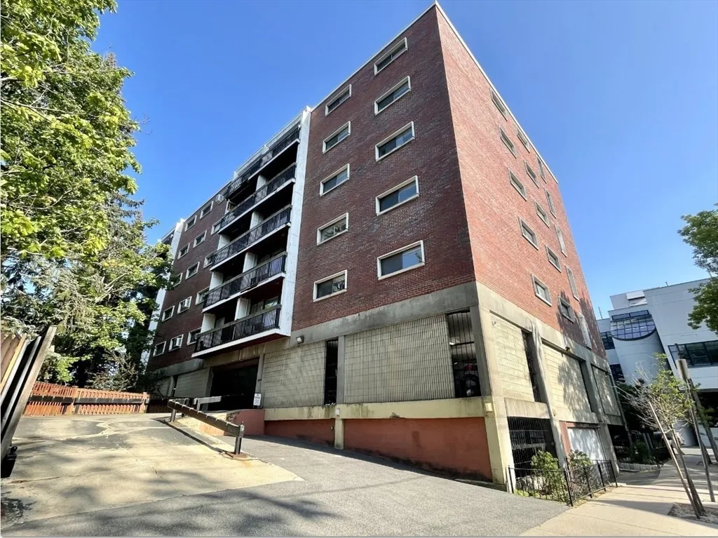 1 bed, 1 bath apartment for rent at 1643 Cambridge St Unit 21, Mid-Cambridge