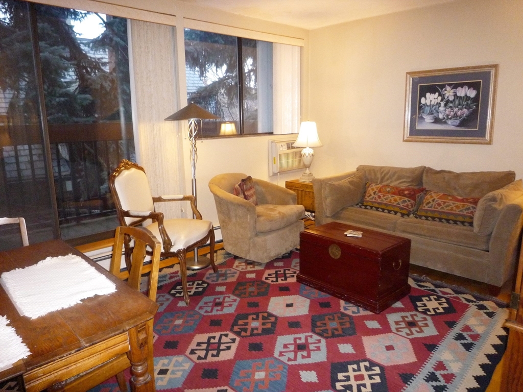 2 bed, 1 bath apartment for rent at 1643 Cambridge St Unit 32, Mid-Cambridge — photo 3 of 23