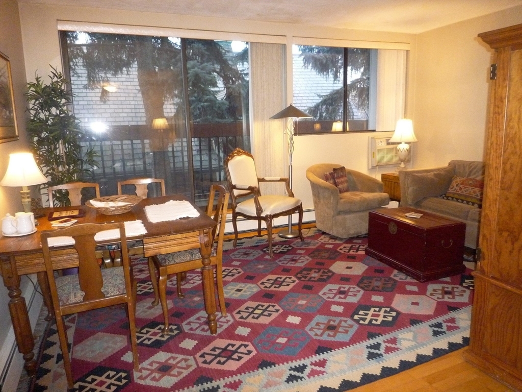 2 bed, 1 bath apartment for rent at 1643 Cambridge St Unit 32, Mid-Cambridge