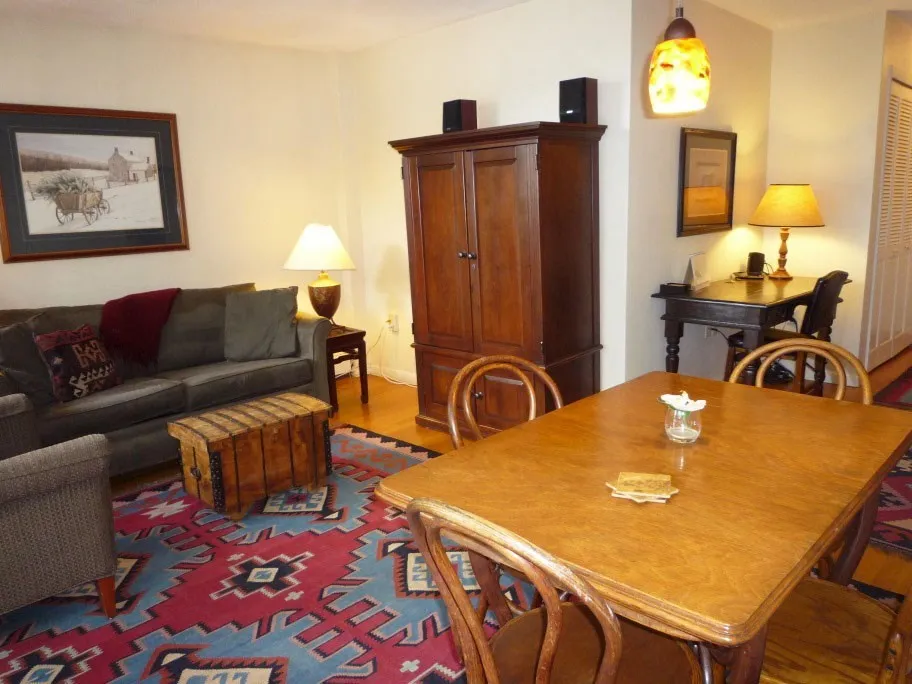 2 bed, 1 bath apartment for rent at 1643 Cambridge St Unit 42, Mid-Cambridge — photo 6 of 26