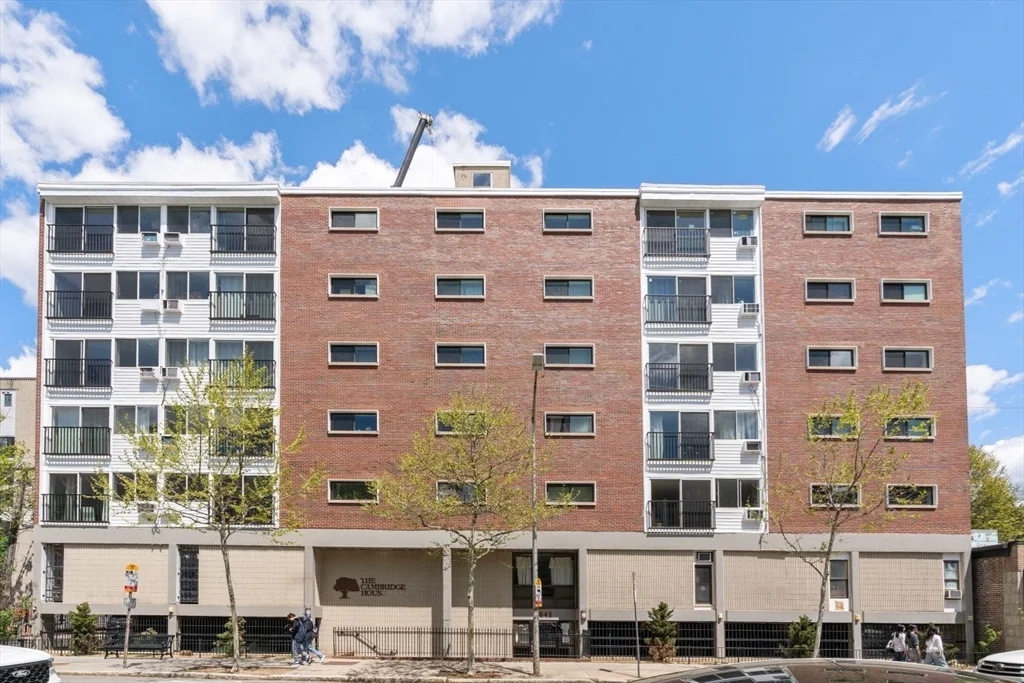 1 bed, 1 bath apartment for rent at 1643 Cambridge St Unit 75, Harvard Square — photo 15 of 17