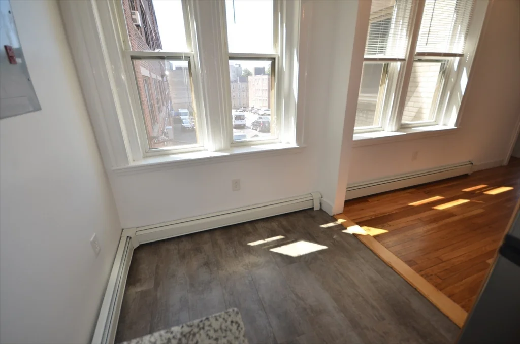 1 bed, 1 bath apartment for rent at 1645 Commonwealth Ave Unit 3, Brighton — photo 4 of 11