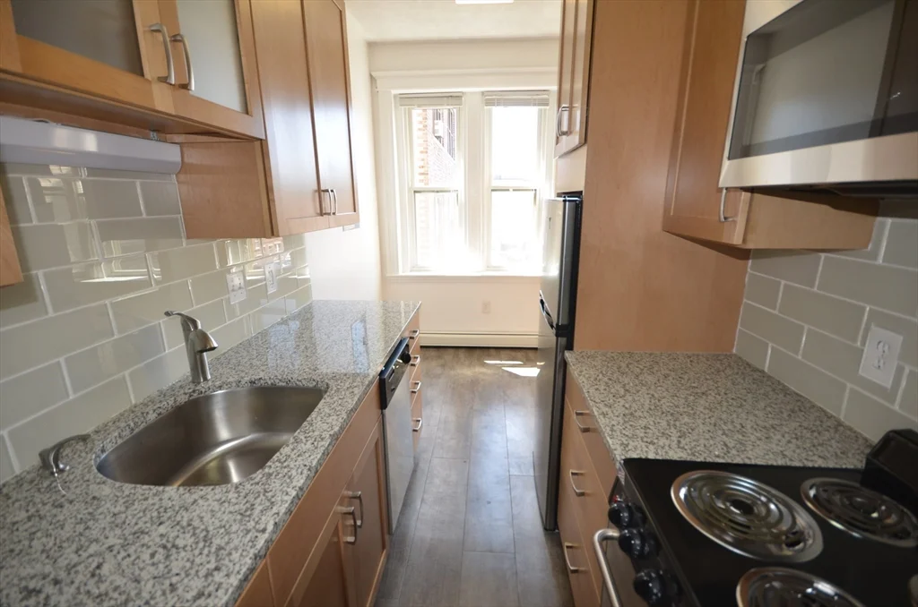 1 bed, 1 bath apartment for rent at 1645 Commonwealth Ave Unit 3, Brighton — photo 1 of 11