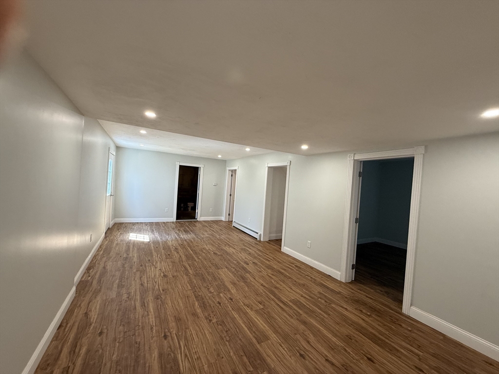 5 bed, 3 bath apartment for rent at 165 Baker St Unit 1, Gardner — photo 20 of 23