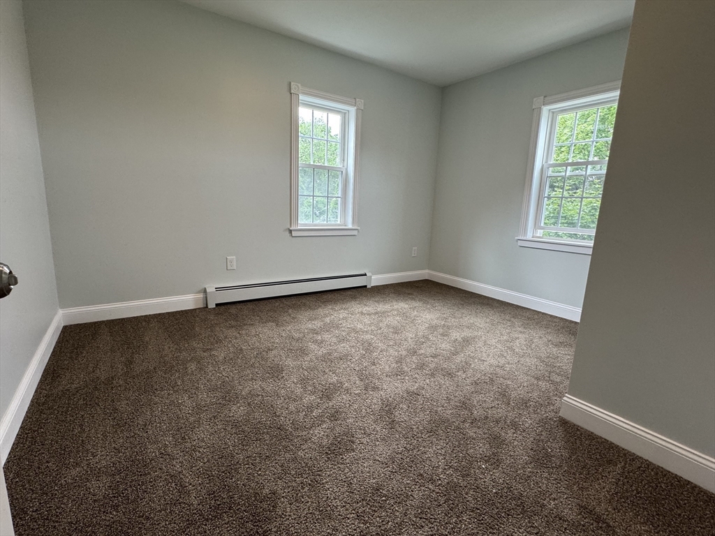 5 bed, 3 bath apartment for rent at 165 Baker St Unit 1, Gardner — photo 14 of 23