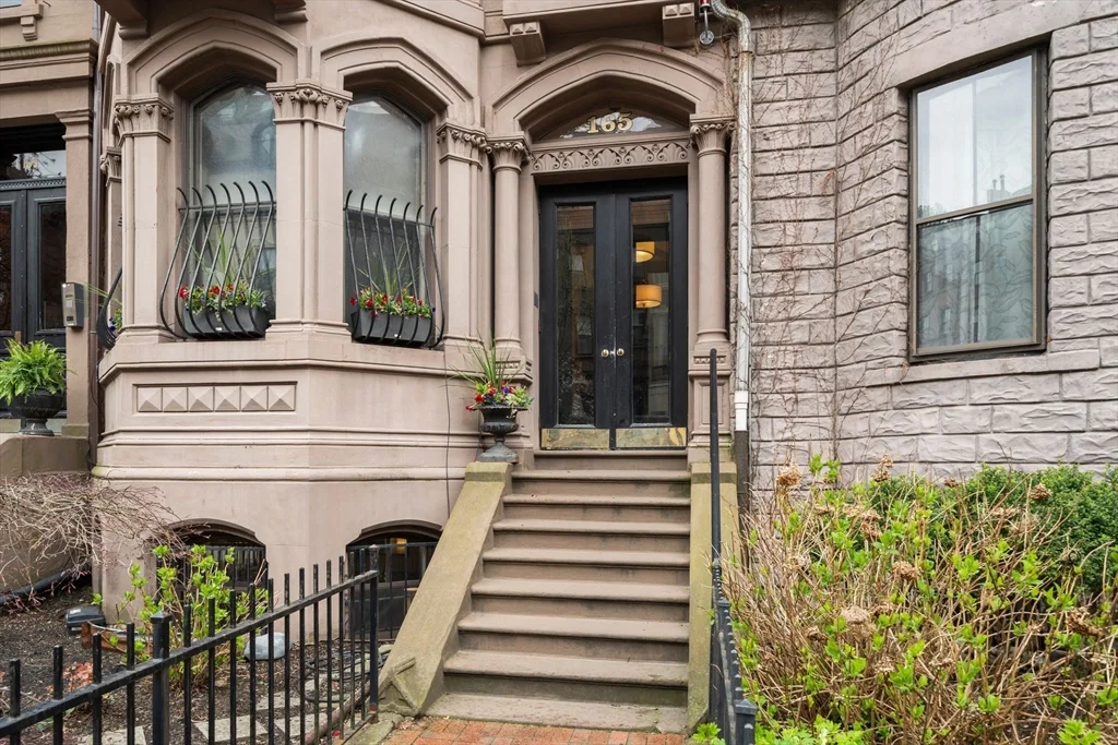 1 bed, 1 bath apartment for rent at 165 Beacon St Unit 8, Back Bay — photo 25 of 25