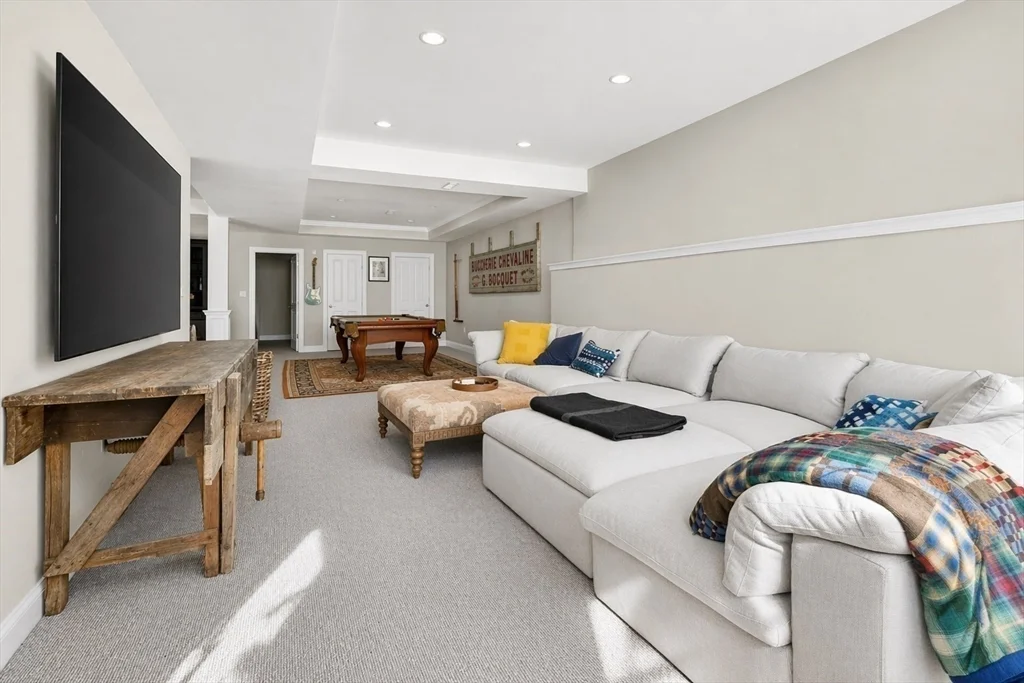 3 bed, 3 bath apartment for rent at 165 Black Rock Dr Unit 165, Hingham — photo 18 of 20
