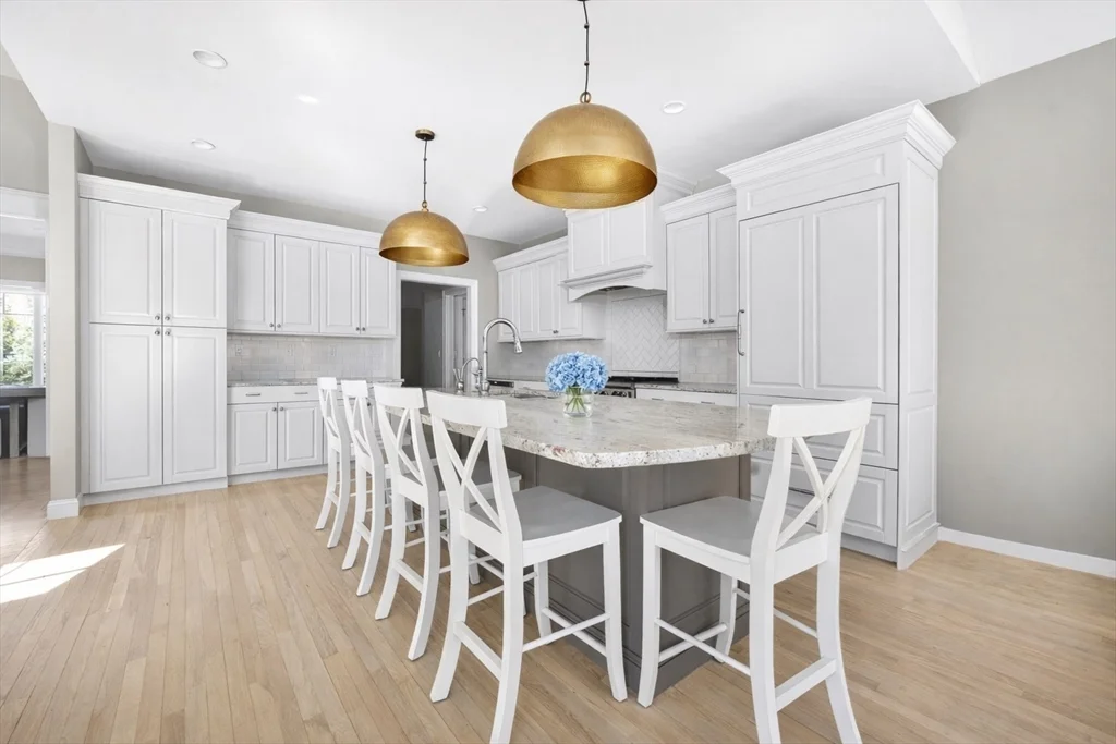 3 bed, 3 bath apartment for rent at 165 Black Rock Dr Unit 165, Hingham — photo 2 of 20