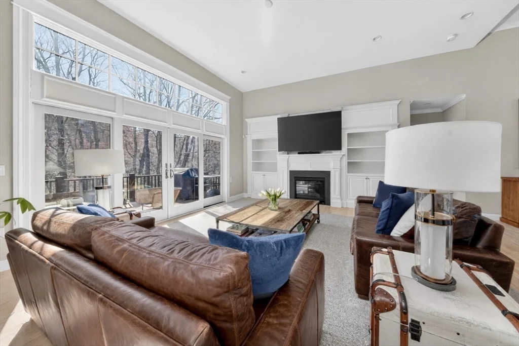 3 bed, 3 bath apartment for rent at 165 Black Rock Dr Unit 165, Hingham — photo 4 of 20