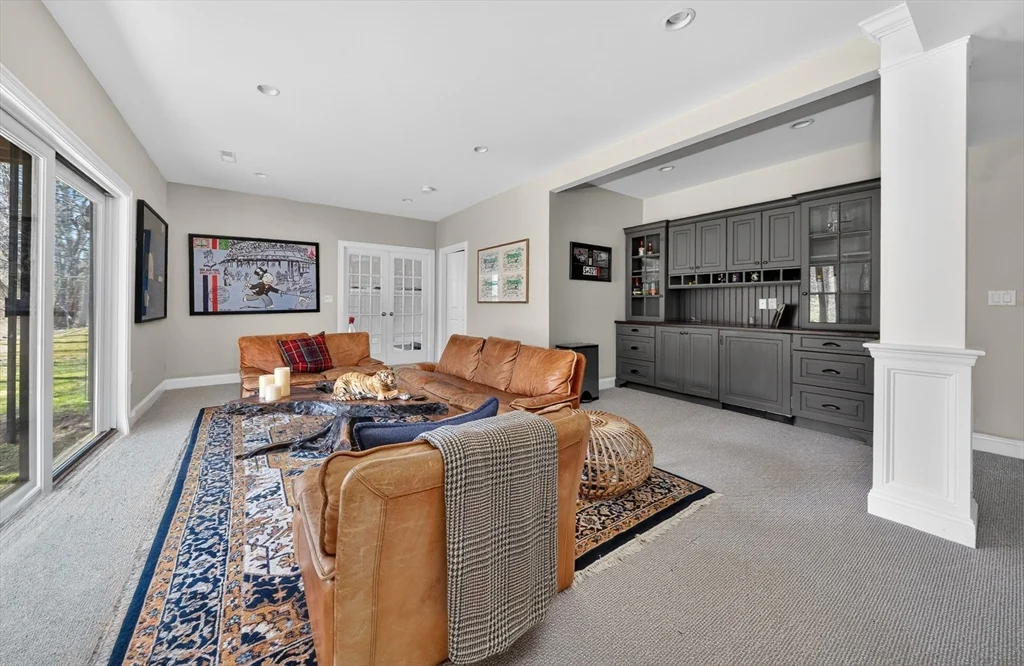 3 bed, 3 bath apartment for rent at 165 Black Rock Dr Unit 165, Hingham — photo 17 of 20