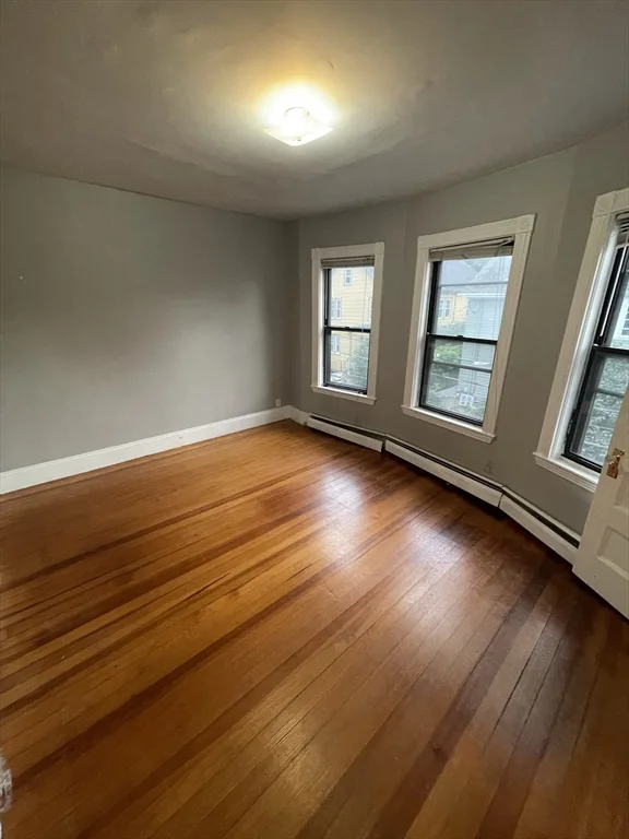 3 bed, 1 bath apartment for rent at 165 Chestnut Ave Unit 3, Jamaica Plain — photo 17 of 19