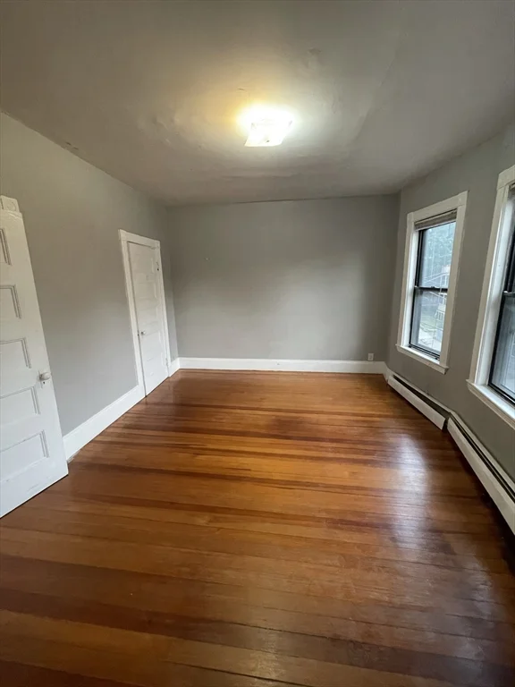 3 bed, 1 bath apartment for rent at 165 Chestnut Ave Unit 3, Jamaica Plain — photo 16 of 19
