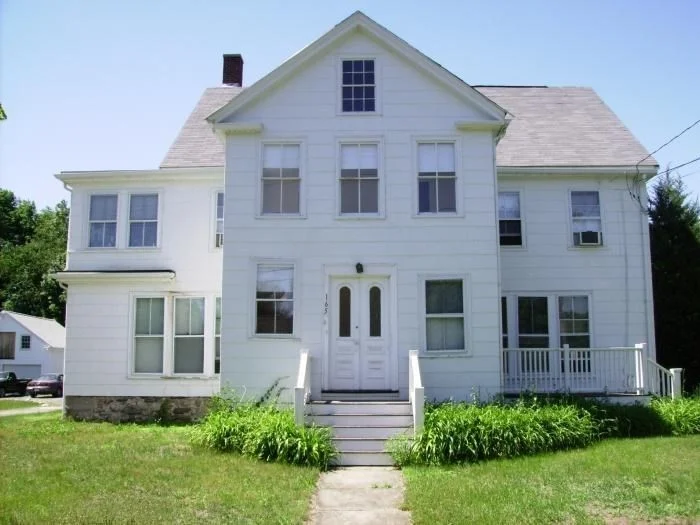 1 bed, 1 bath apartment for rent at 165 Concord Rd Unit 2, Bedford — photo 1 of 25
