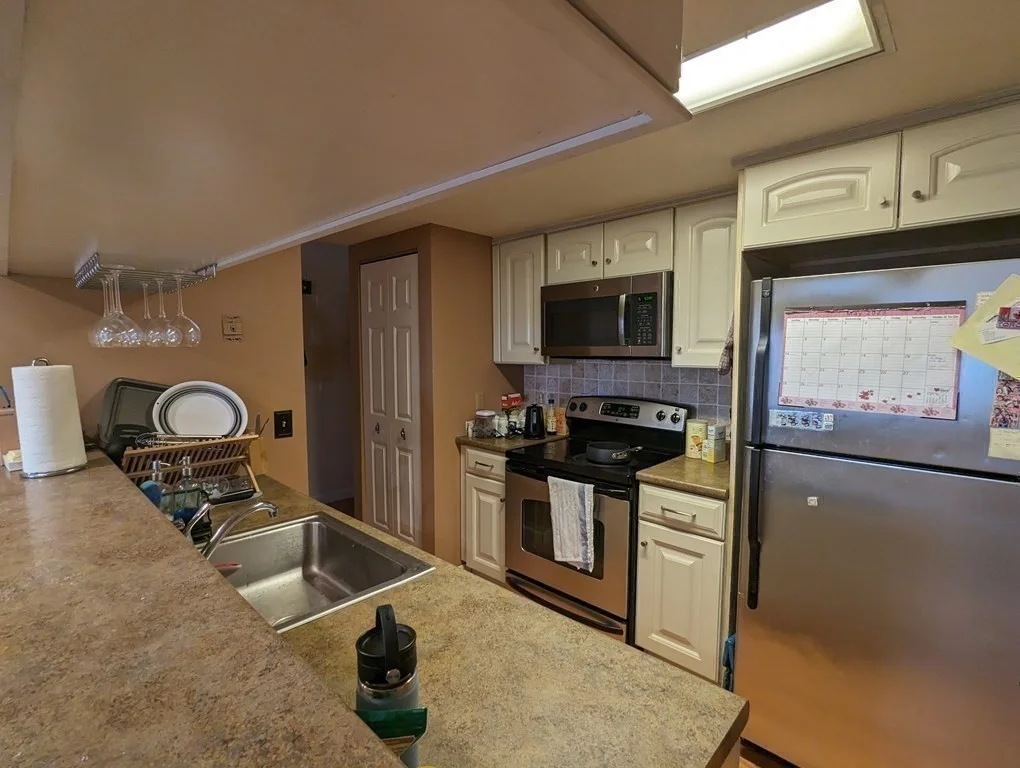 2 bed, 1 bath apartment for rent at 165 Cottage St Unit 704, Chelsea — photo 9 of 15