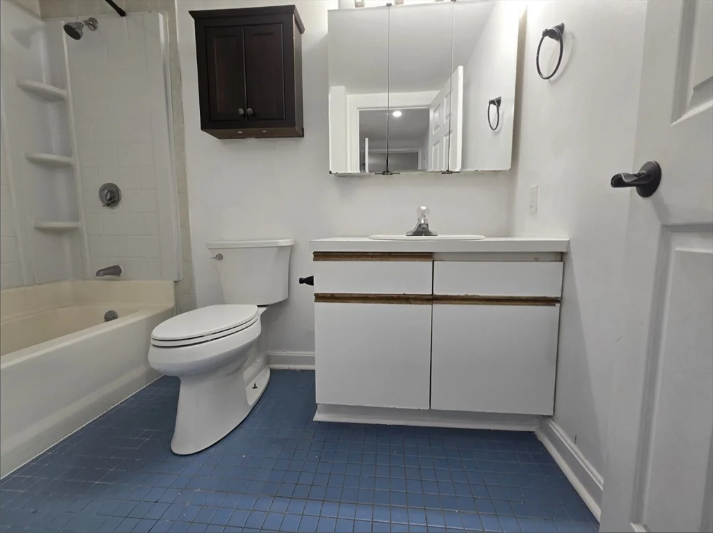 2 bed, 1 bath apartment for rent at 165 Cottage St Unit 706, Chelsea — photo 9 of 26