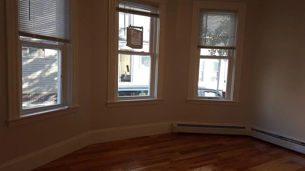 3 bed, 2 bath apartment for rent at 165 Emerson St Unit 1, South Boston — photo 8 of 15