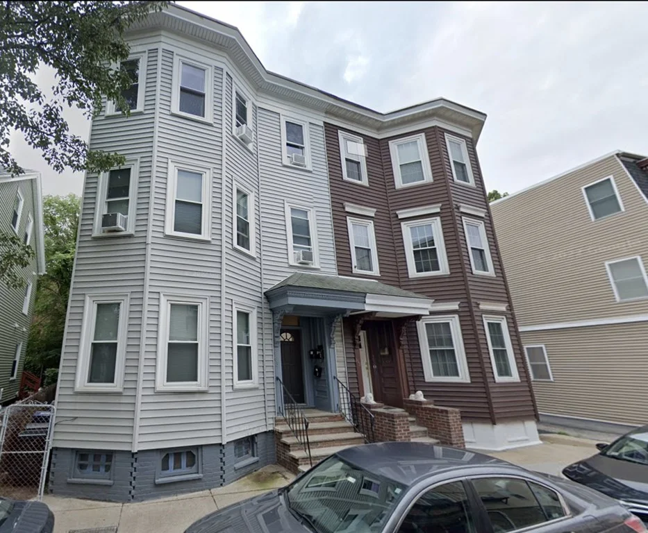 3 bed, 2 bath apartment for rent at 165 Emerson St Unit 1, South Boston