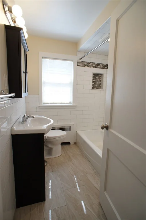 1 bed, 1 bath apartment for rent at 165 Everett St Unit 1, Quincy — photo 6 of 8