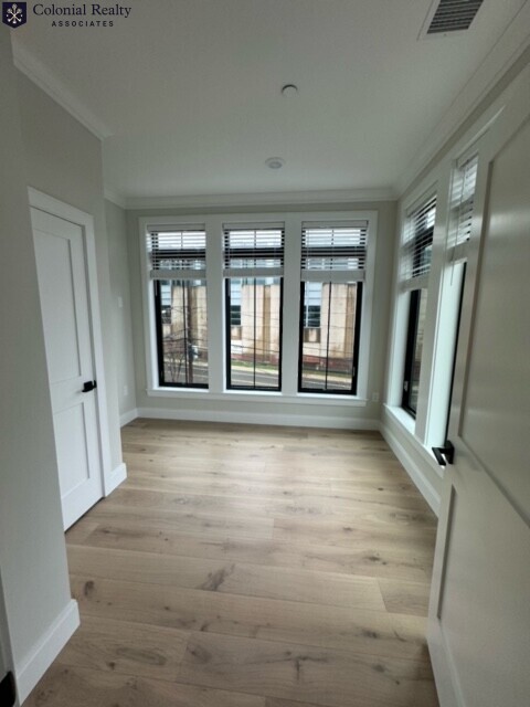 3 bed, 2 bath apartment for rent at 165 Everett St Unit 221, Allston — photo 7 of 20