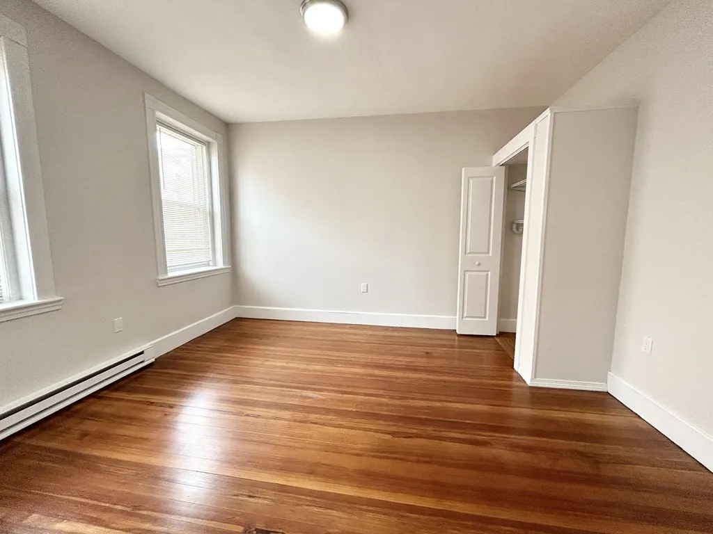 2 bed, 1 bath apartment for rent at 165 Gove St Unit 4, Boston — photo 5 of 6