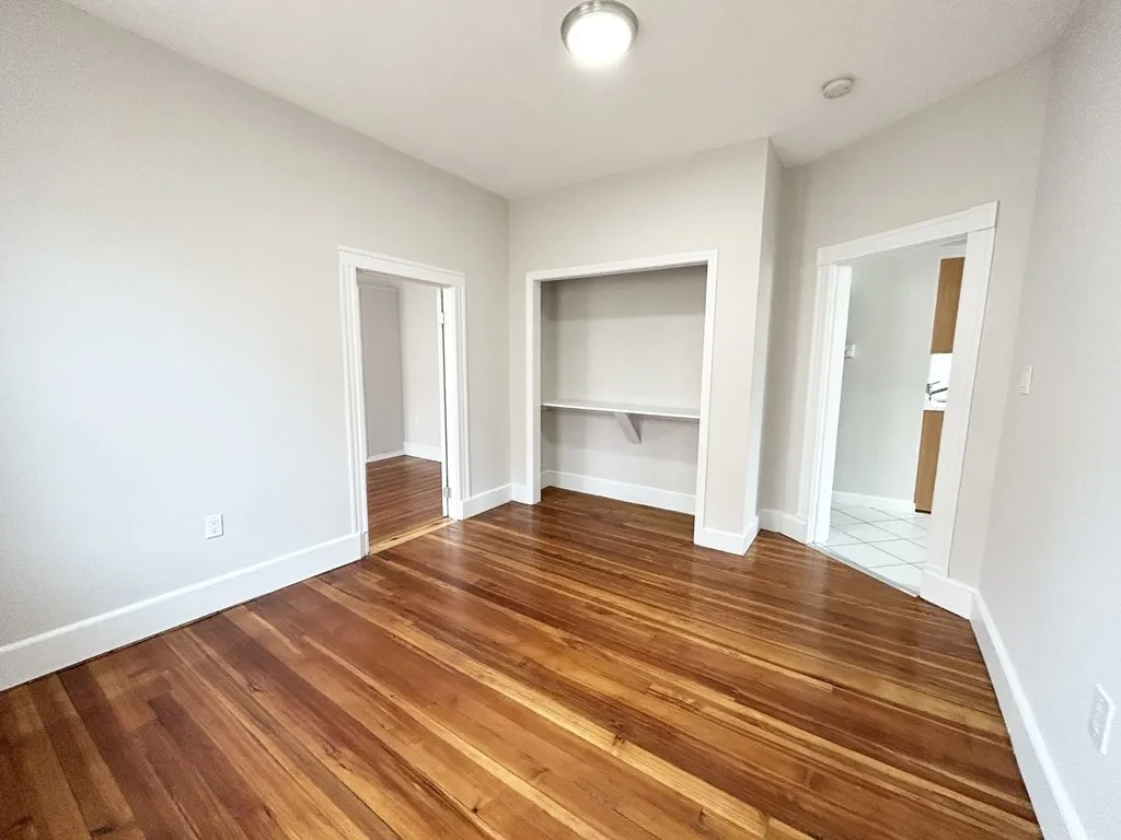 2 bed, 1 bath apartment for rent at 165 Gove St Unit 4, Boston — photo 4 of 6