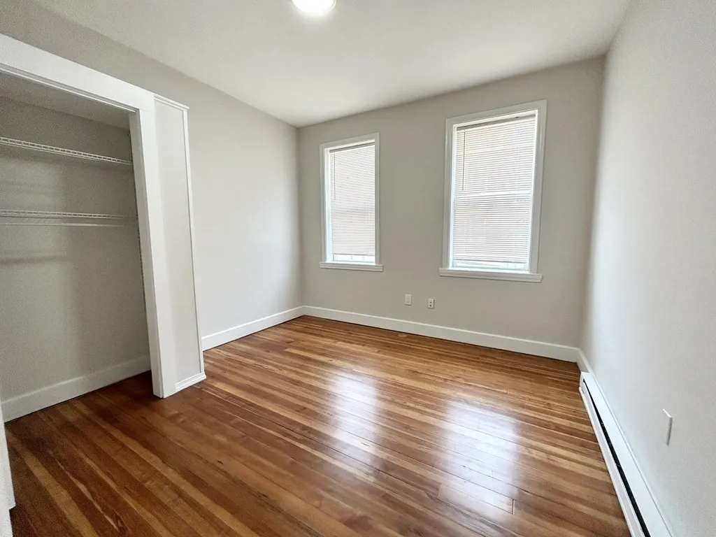 2 bed, 1 bath apartment for rent at 165 Gove St Unit 4, Boston — photo 2 of 6