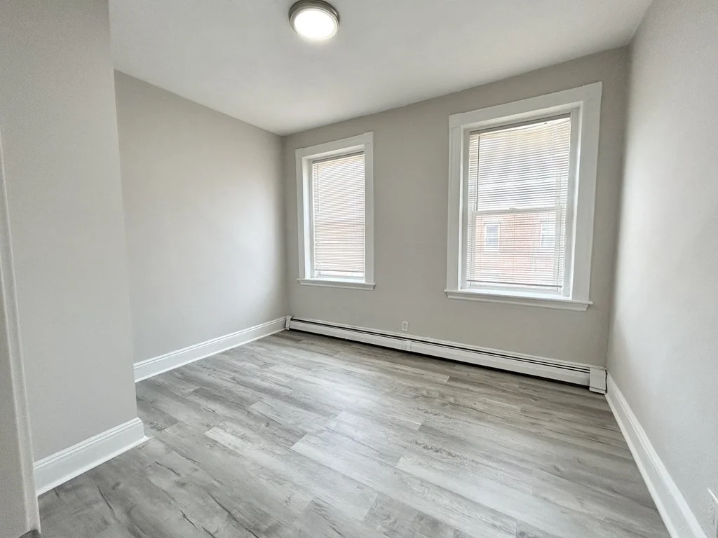 4 bed, 1 bath apartment for rent at 165 Gove St Unit 5, East Boston — photo 8 of 9
