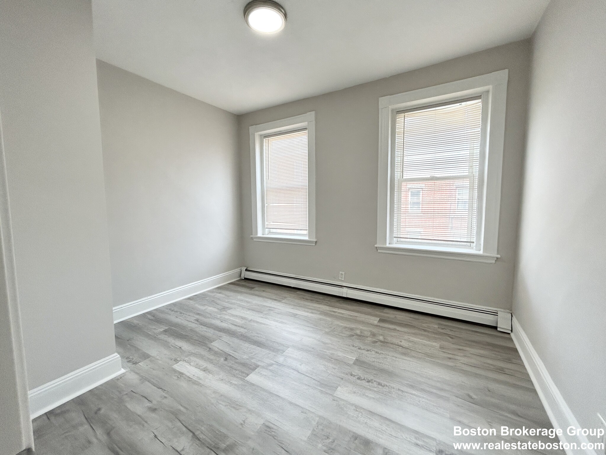 4 bed, 1 bath apartment for rent at 165 Gove St Unit 5D, East Boston — photo 8 of 9