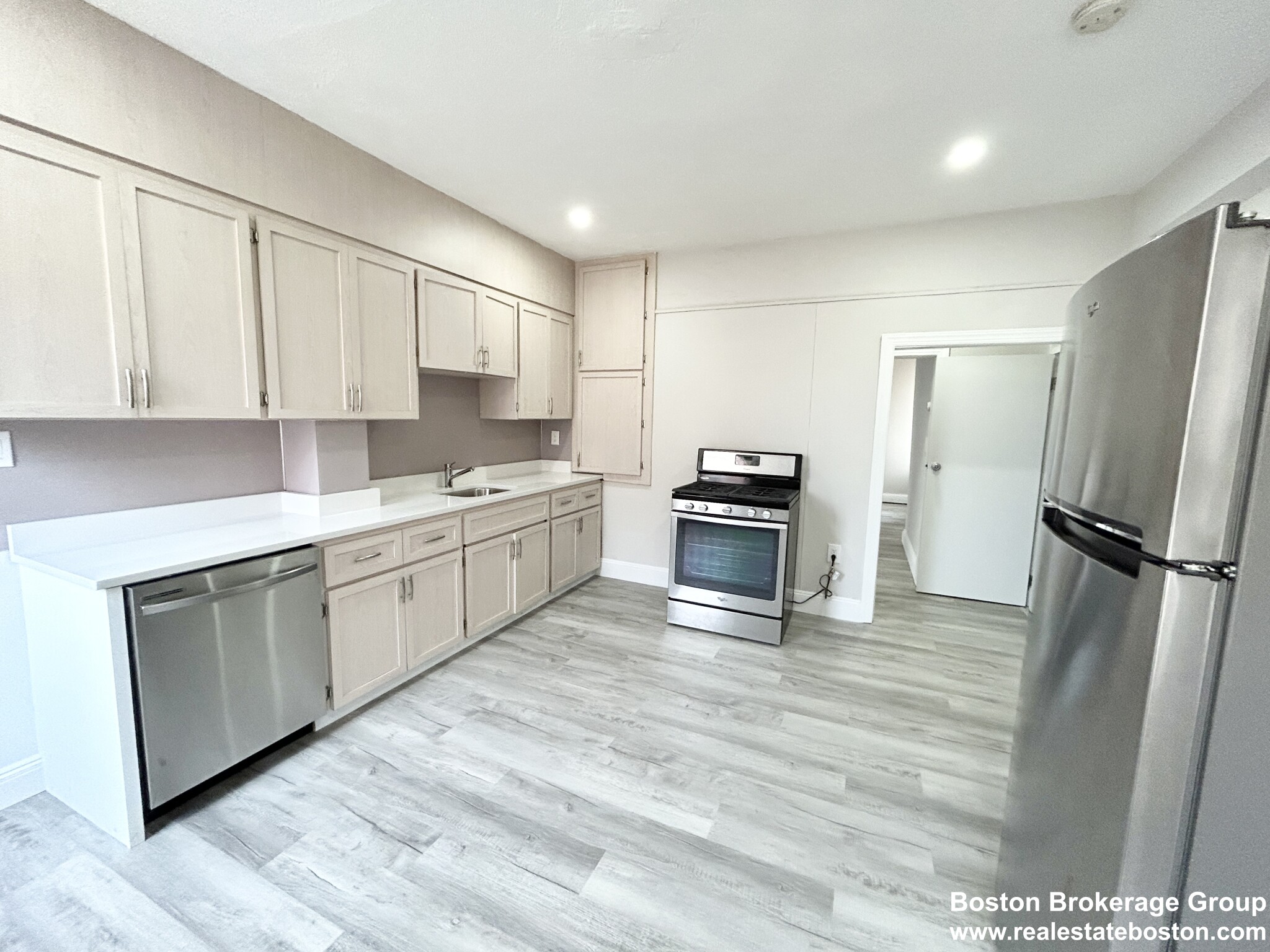 4 bed, 1 bath apartment for rent at 165 Gove St Unit 5D, East Boston — photo 1 of 9