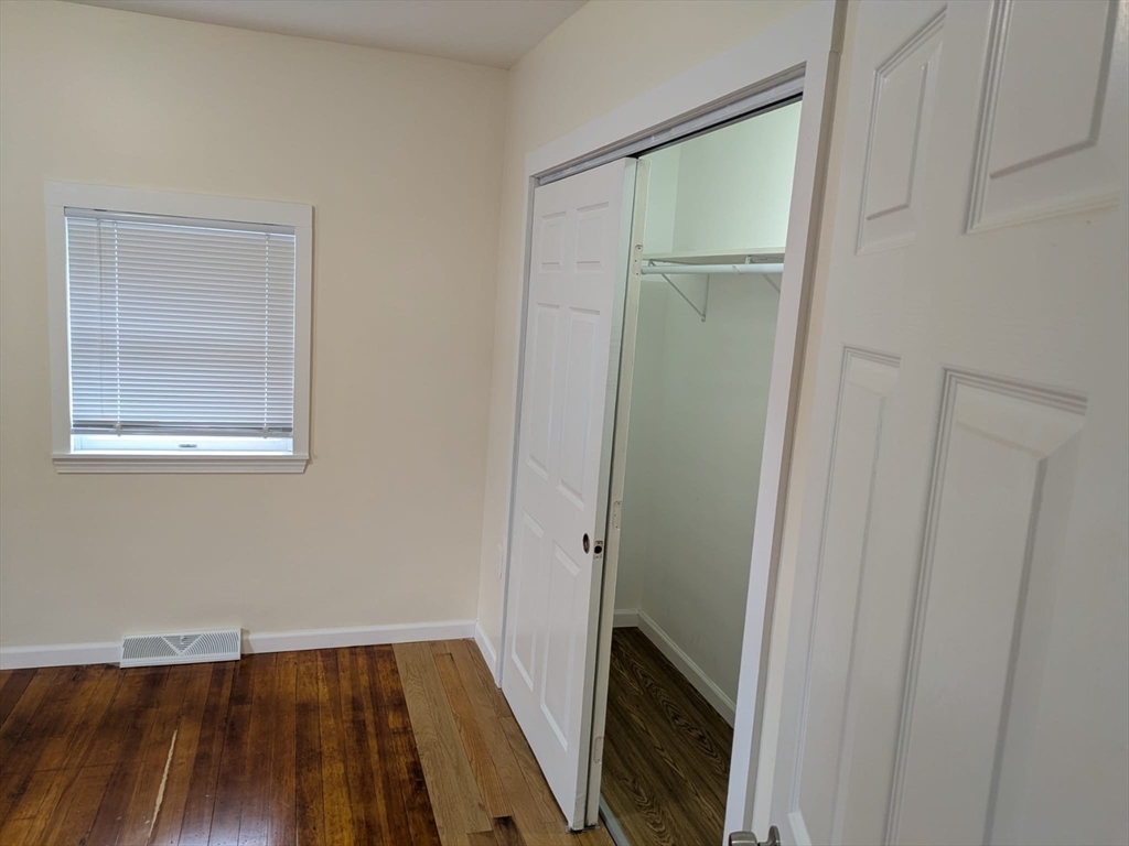 3 bed, 1 bath apartment for rent at 165 Grove St Unit 1, Haverhill — photo 9 of 15
