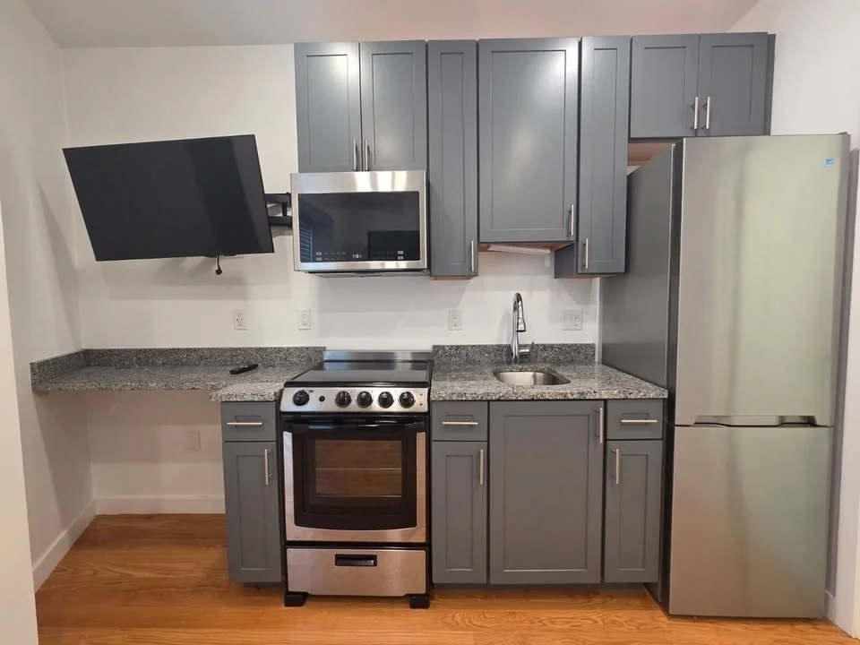 Studio bed, 1 bath apartment for rent at 165 Hawthorne St Unit 204, Chelsea — photo 6 of 9