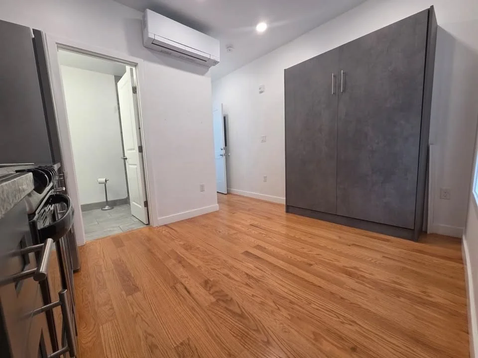 Studio bed, 1 bath apartment for rent at 165 Hawthorne St Unit 204, Chelsea — photo 1 of 9