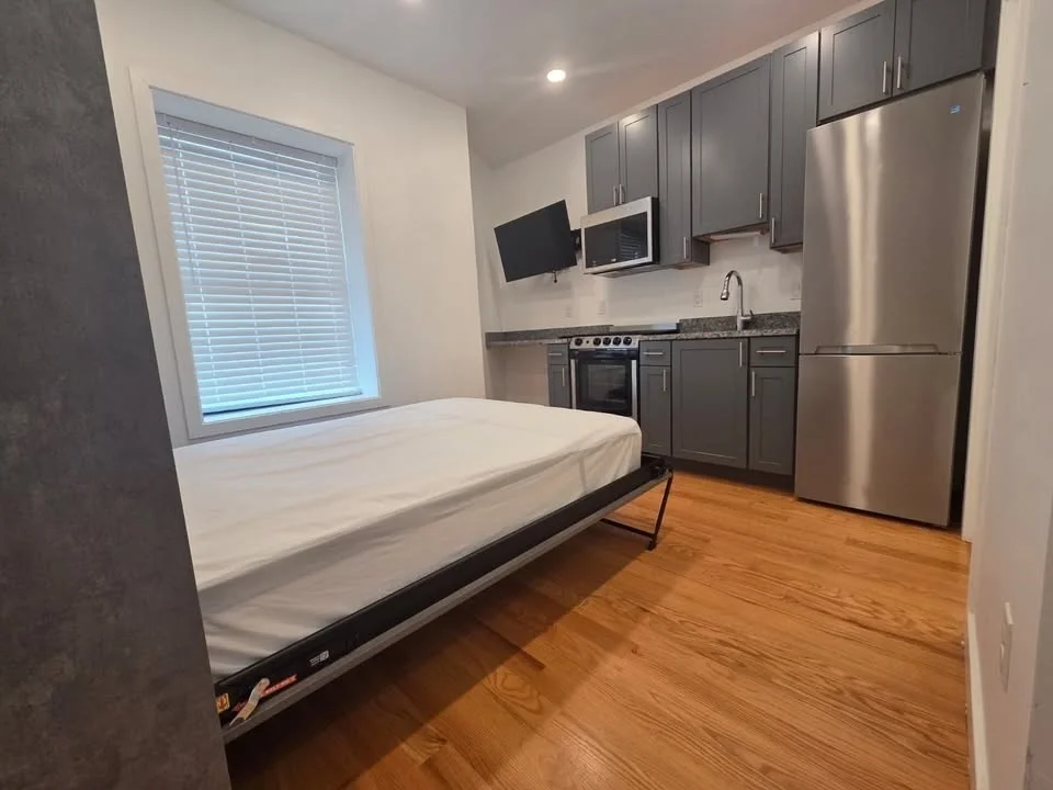 Studio bed, 1 bath apartment for rent at 165 Hawthorne St Unit 204, Chelsea — photo 2 of 9