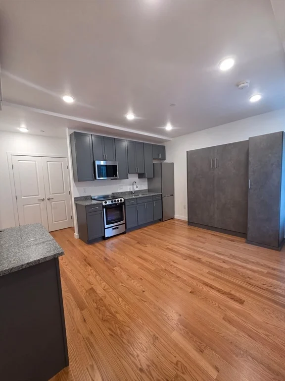 Studio bed, 1 bath apartment for rent at 165 Hawthorne Unit 106, Chelsea — photo 2 of 10