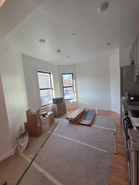 Studio bed, 1 bath apartment for rent at 165 Hawthorne Unit 301, Chelsea — photo 3 of 8