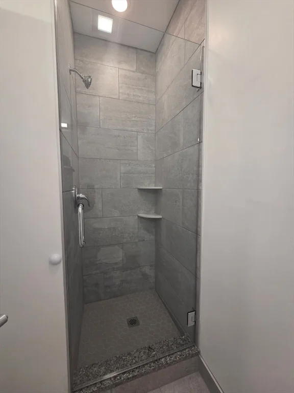 Studio bed, 1 bath apartment for rent at 165 Hawthorne Unit 302, Chelsea — photo 4 of 10