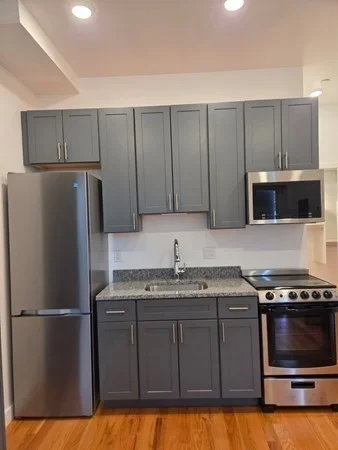 Studio bed, 1 bath apartment for rent at 165 Hawthorne Unit 303, Chelsea — photo 3 of 14