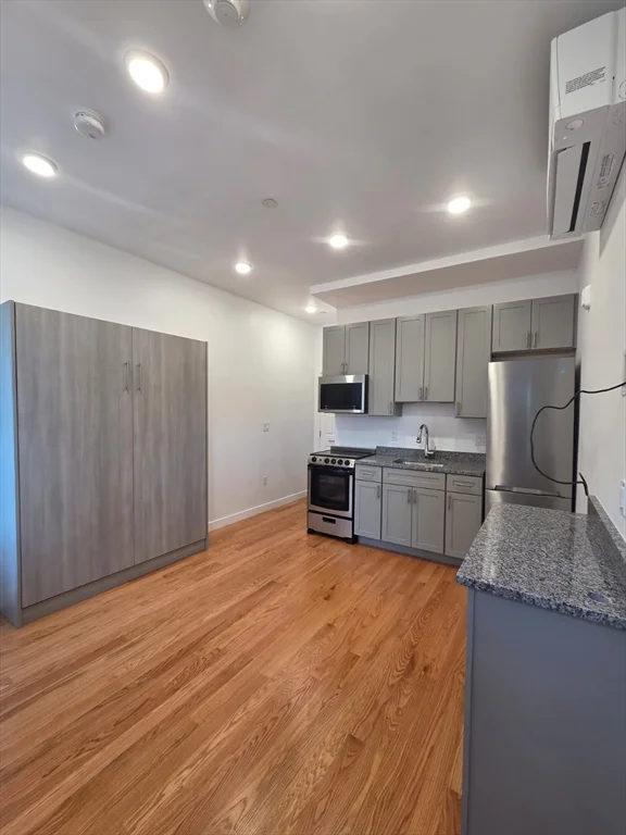Studio bed, 1 bath apartment for rent at 165 Hawthorne Unit 304, Chelsea — photo 2 of 12